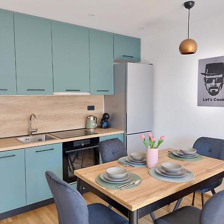 Comfort 2 Bedroom Apartment 10Min Walk From Center And Beach Сплит Экстерьер фото